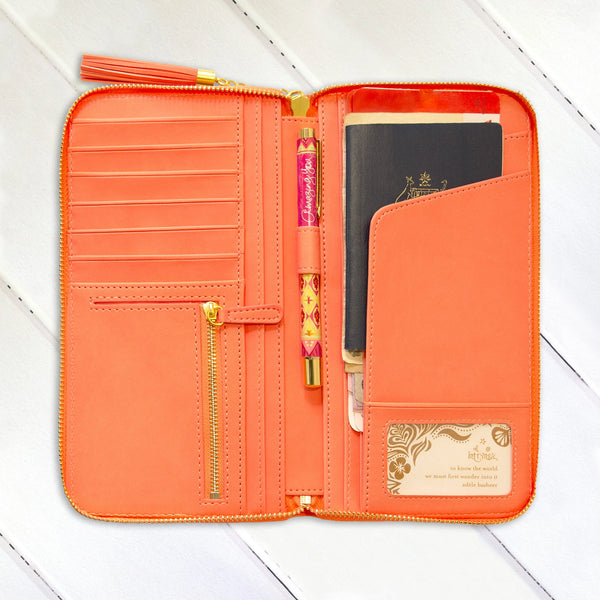 Travel Clutch | Peach
