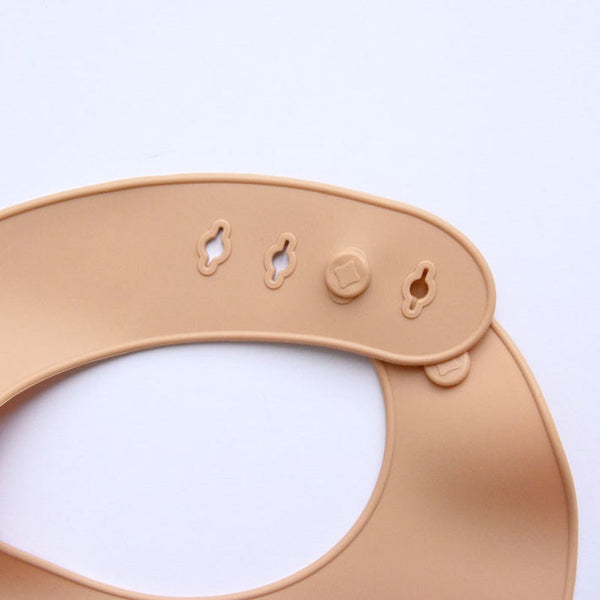 Silicone Baby Bib | Sweet Cheeks Caramel