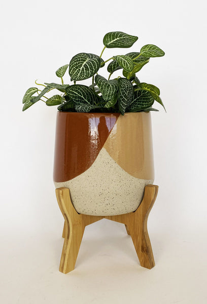 Danieka Pot on Legs | Mustard & Terracotta
