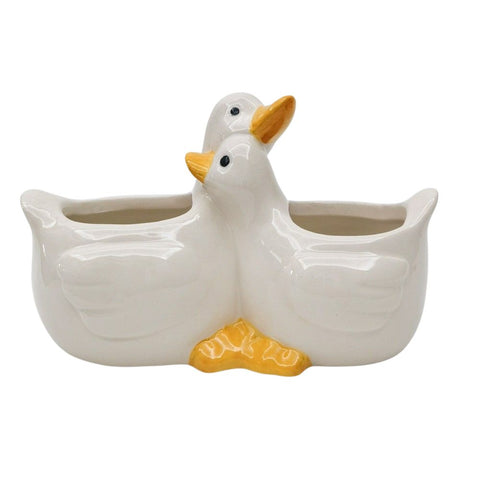 Hugging Ducks Pot