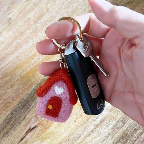 Felt House Keychain | Pink