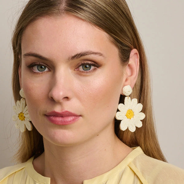 Natural Raffia Daisy Earrings | Tiger Tree