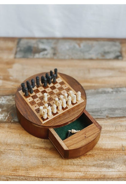 Round Wooden Chess Board with Draw