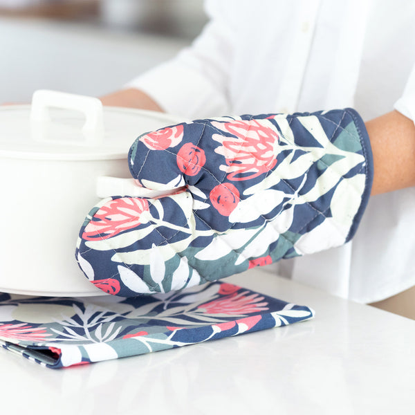 Made With Love Oven Mitt | Floral